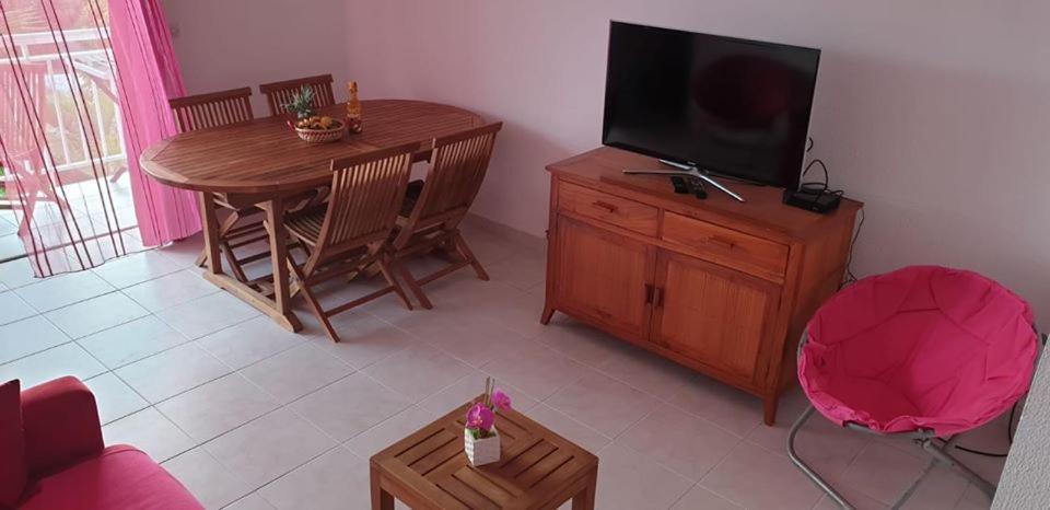 Apartmán Ti Kaz A Rhum Sainte-Anne  Exteriér fotografie
